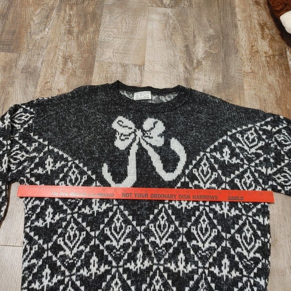 VTG GFC Sweater Black Charcoal Gray Holiday Sweater w/Bow Size Large READ BELOW - Picture 6 of 7